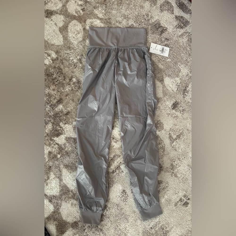 Chic Ballet Andrea Trash Pants. Gray AXS. NWT